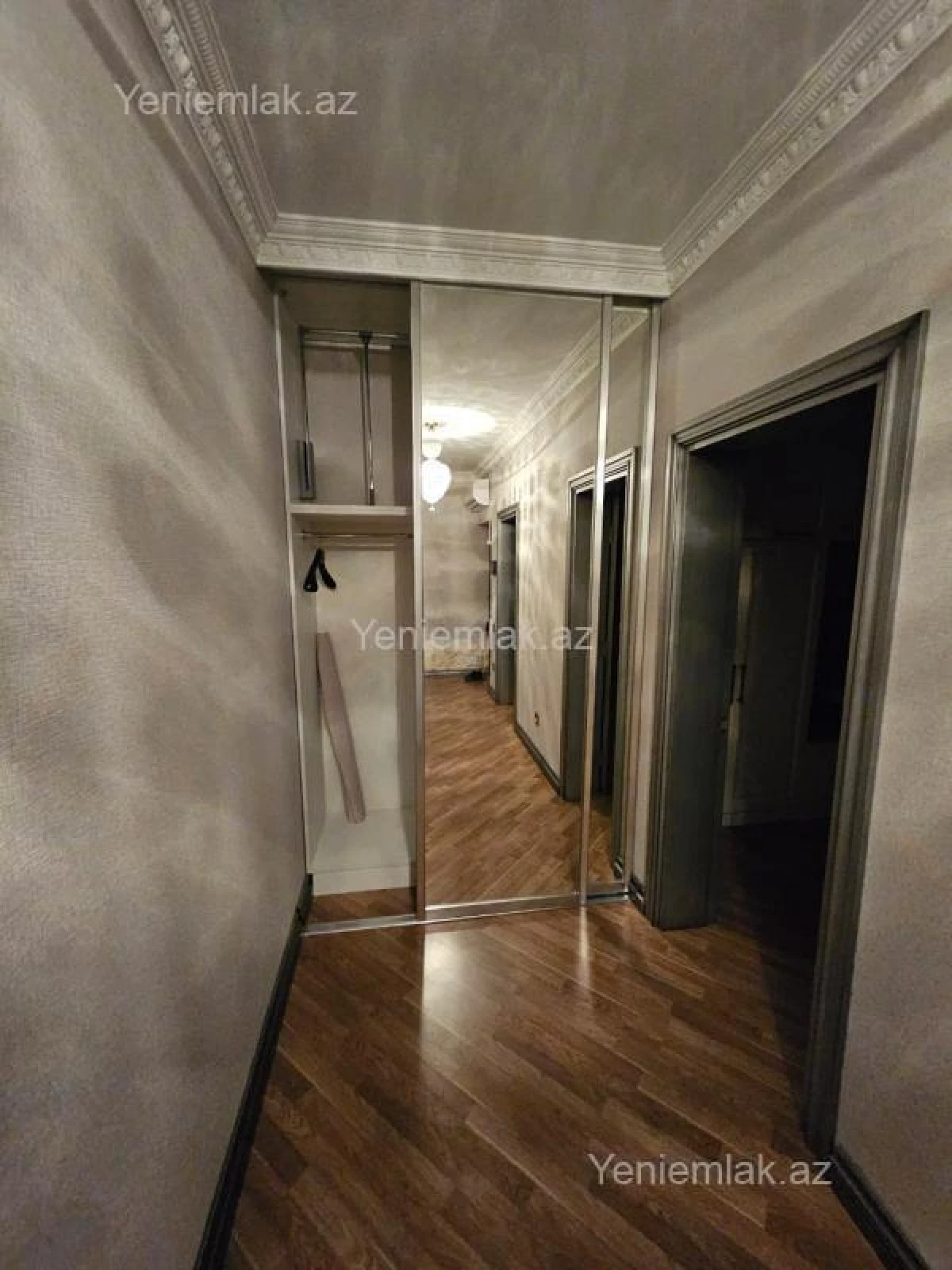 Satılır 3 otaqlı yeni tikili 102 m²