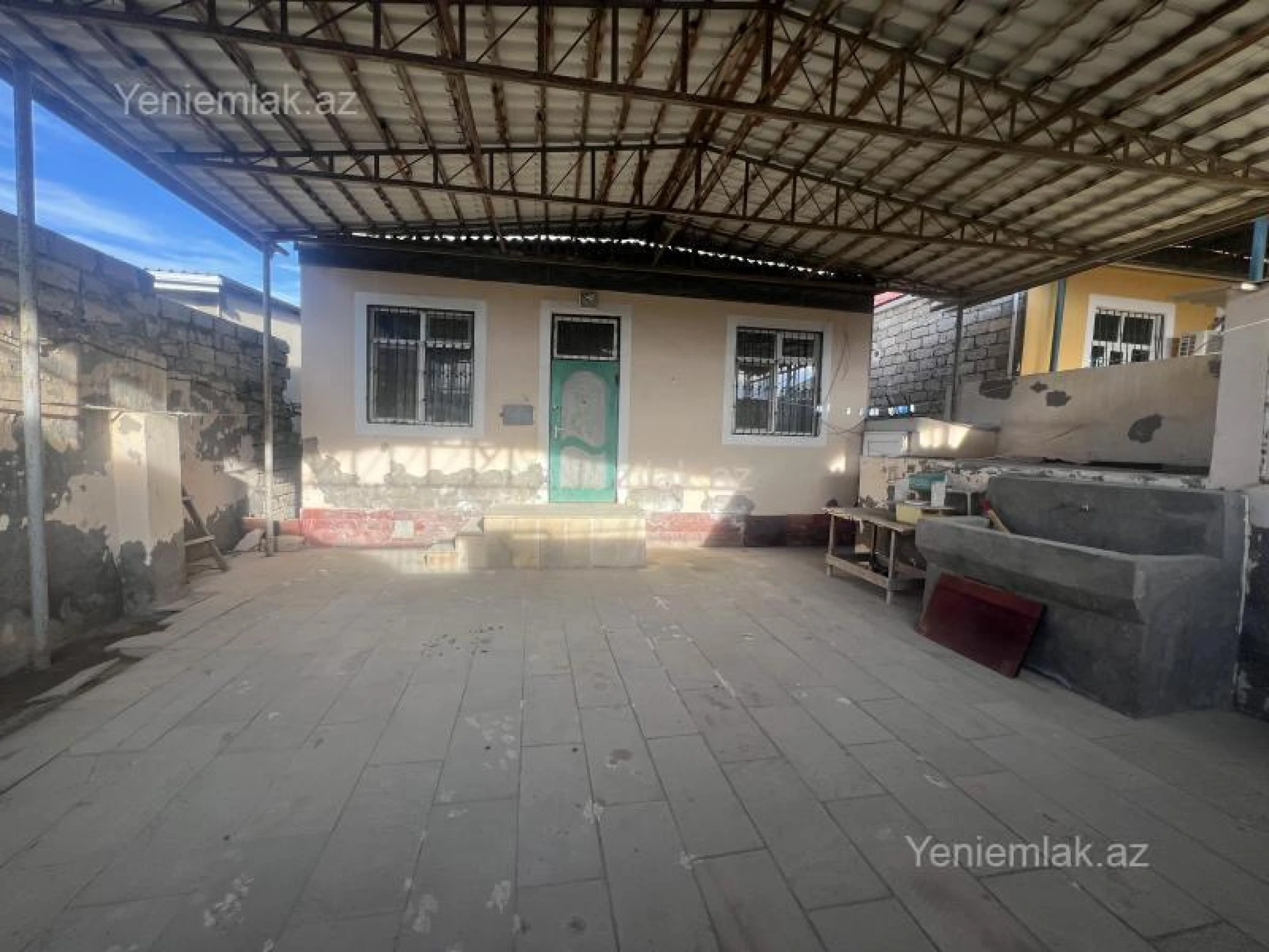 Satılır 3 otaqlı həyət evi 100 m²