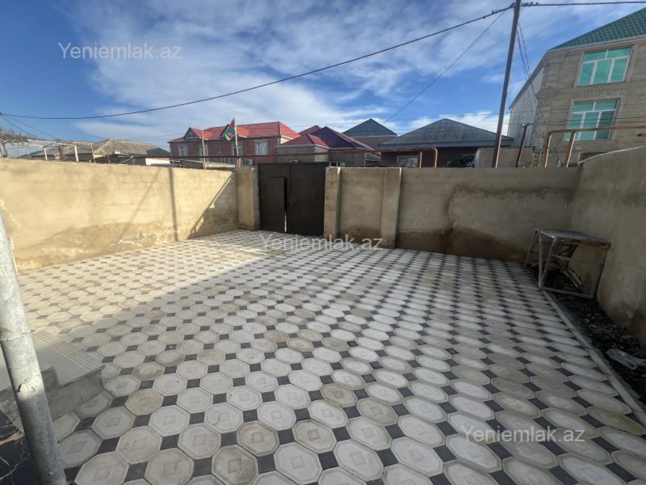 Satılır 4 otaqlı həyət evi 100 m²