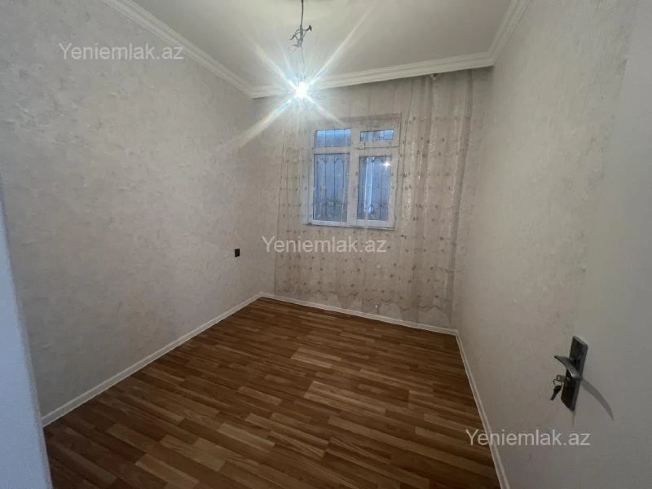 Satılır 4 otaqlı həyət evi 100 m²