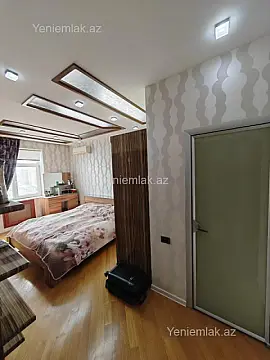 Satılır 3 otaqlı yeni tikili 130 m²