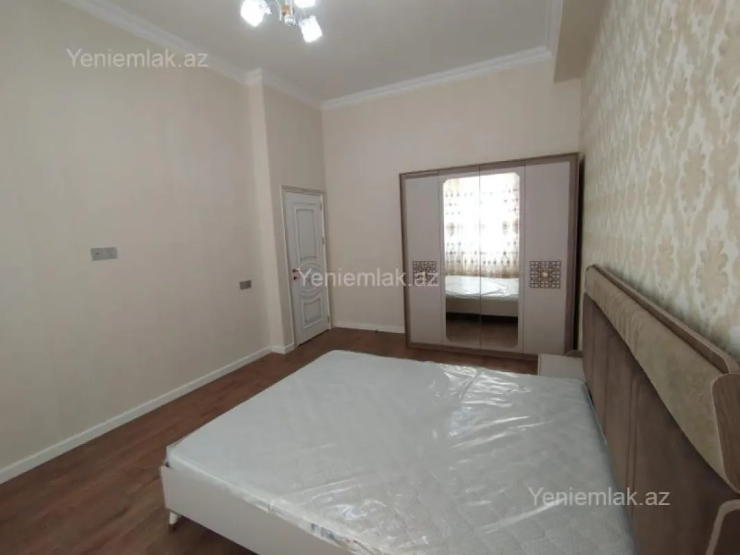 Satılır 3 otaqlı yeni tikili 82 m²