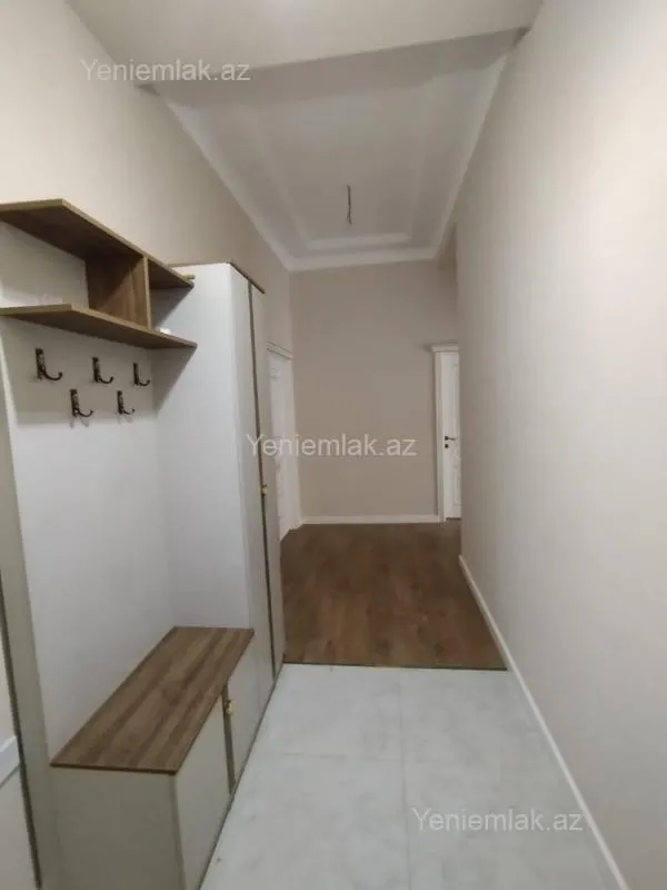 Satılır 3 otaqlı yeni tikili 82 m²