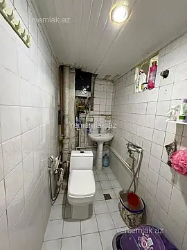 Satılır 2 otaqlı köhnə tikili 40 m²
