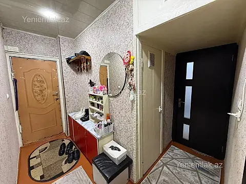 Satılır 2 otaqlı köhnə tikili 40 m²