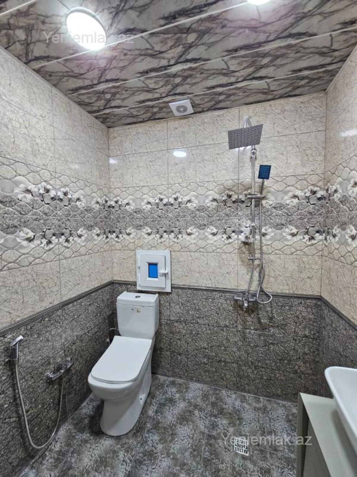 Satılır 2 otaqlı yeni tikili 63 m²