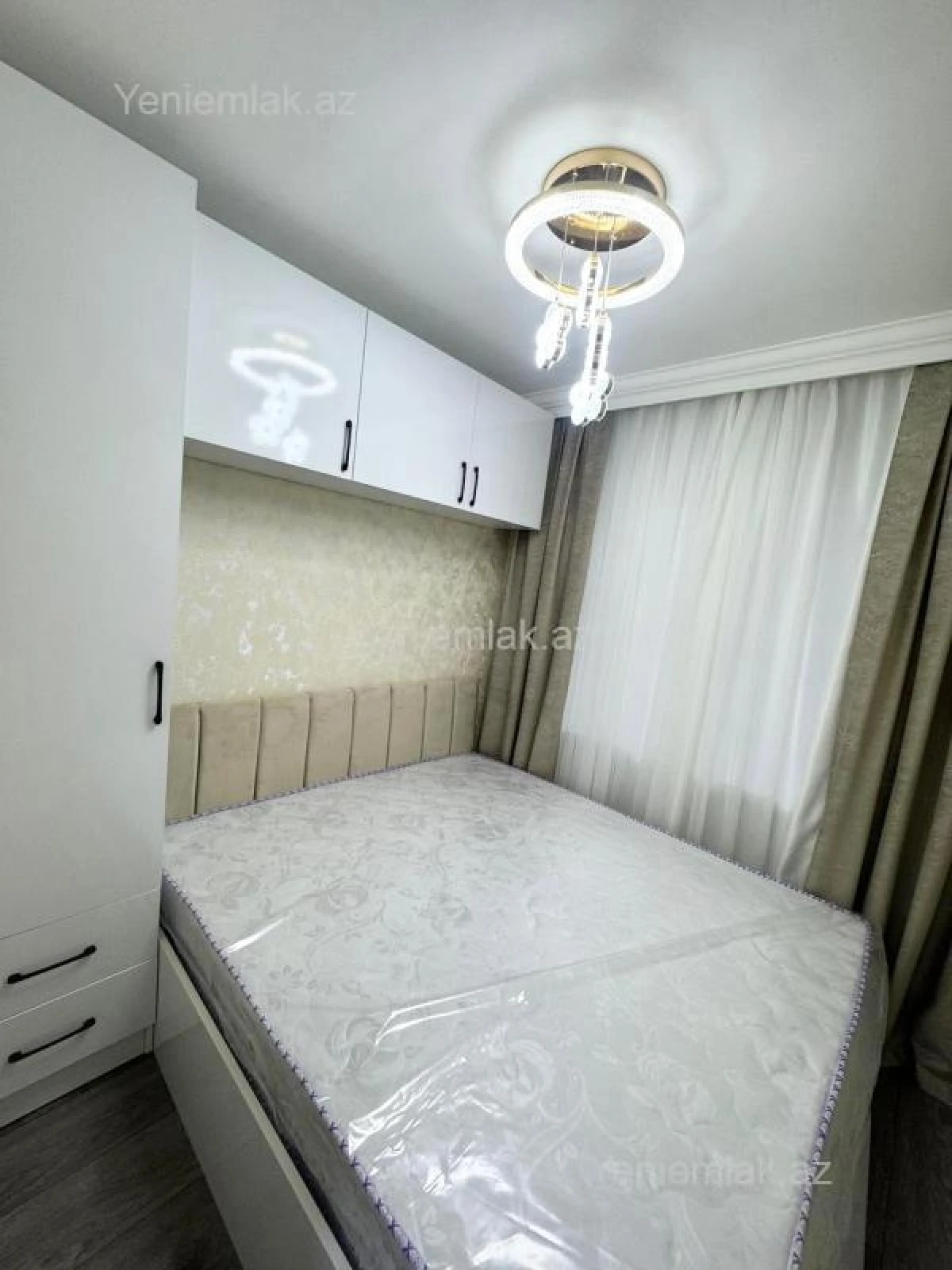 Satılır 2 otaqlı köhnə tikili 45 m²