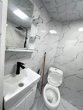 Satılır 2 otaqlı köhnə tikili 45 m²