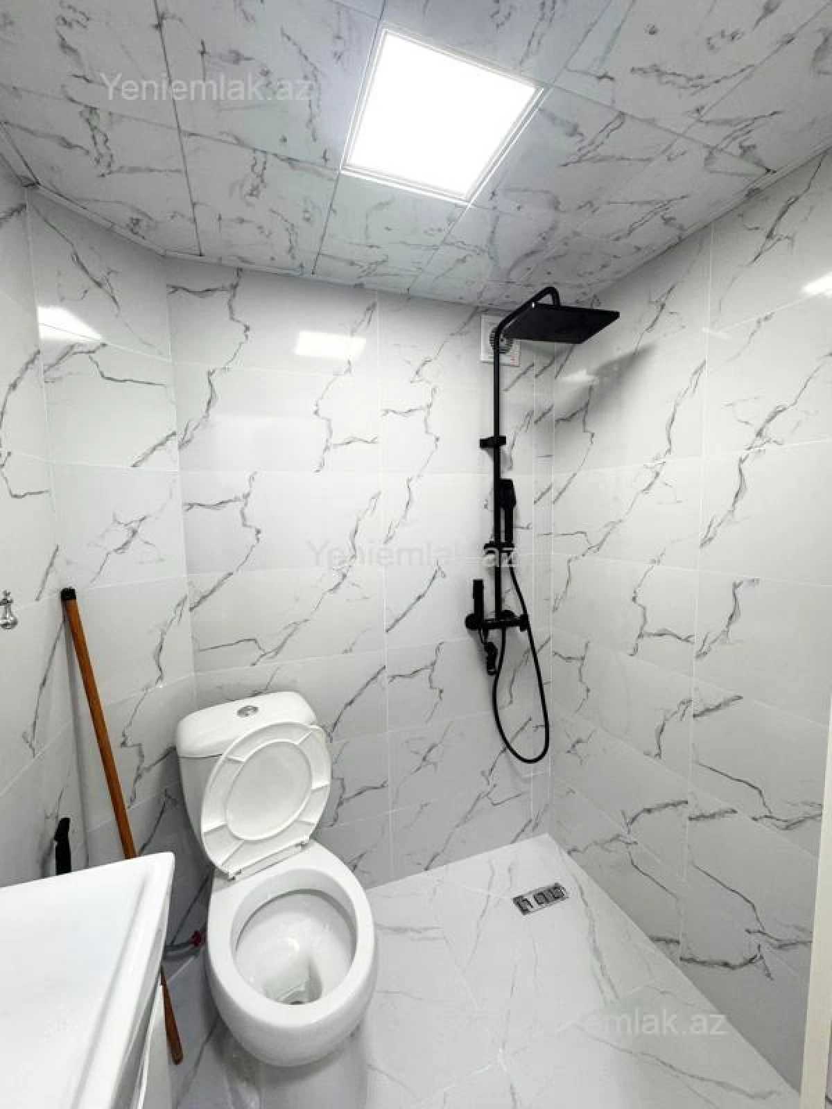 Satılır 2 otaqlı köhnə tikili 45 m²