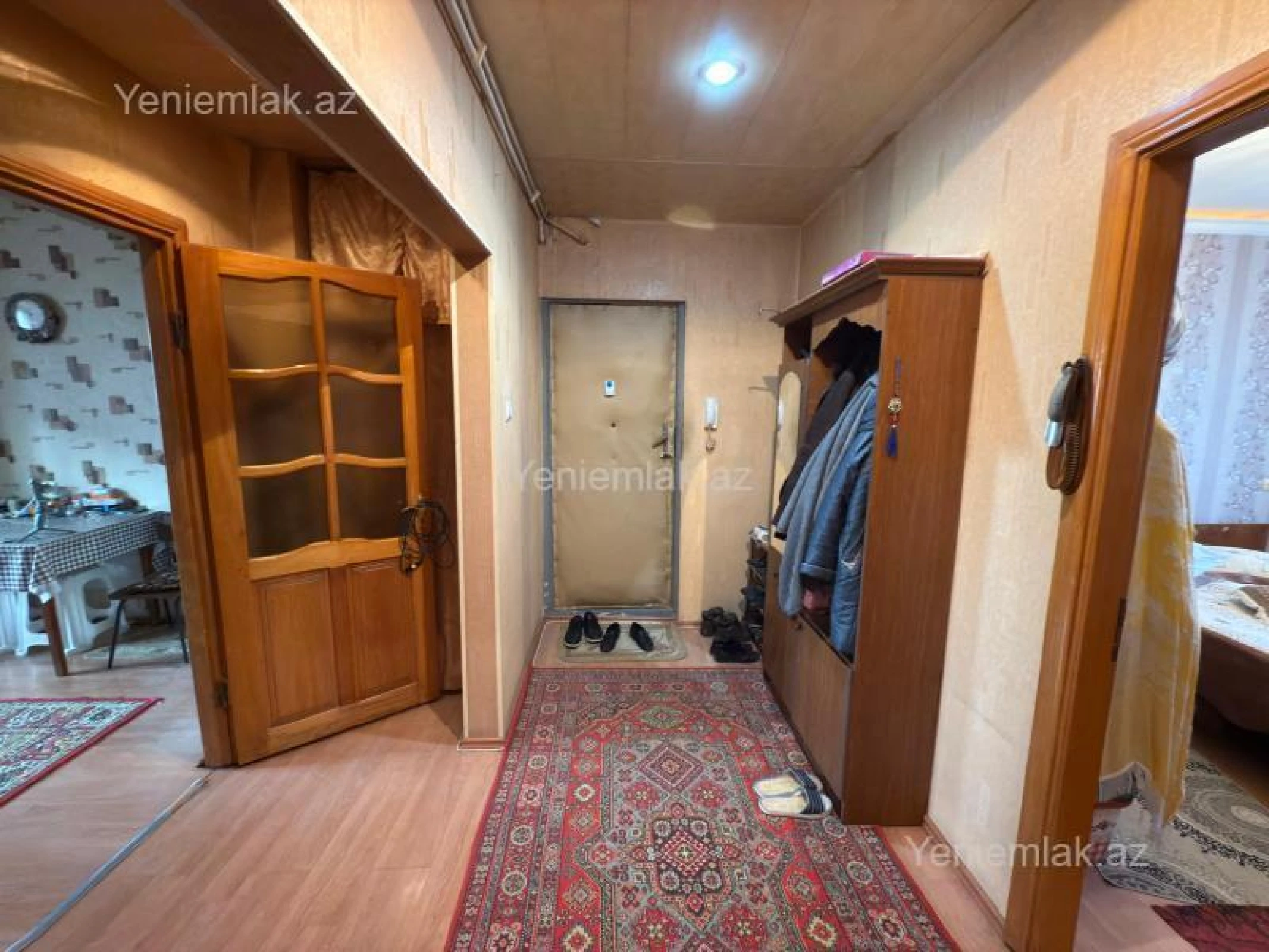 Satılır 3 otaqlı köhnə tikili 80 m²
