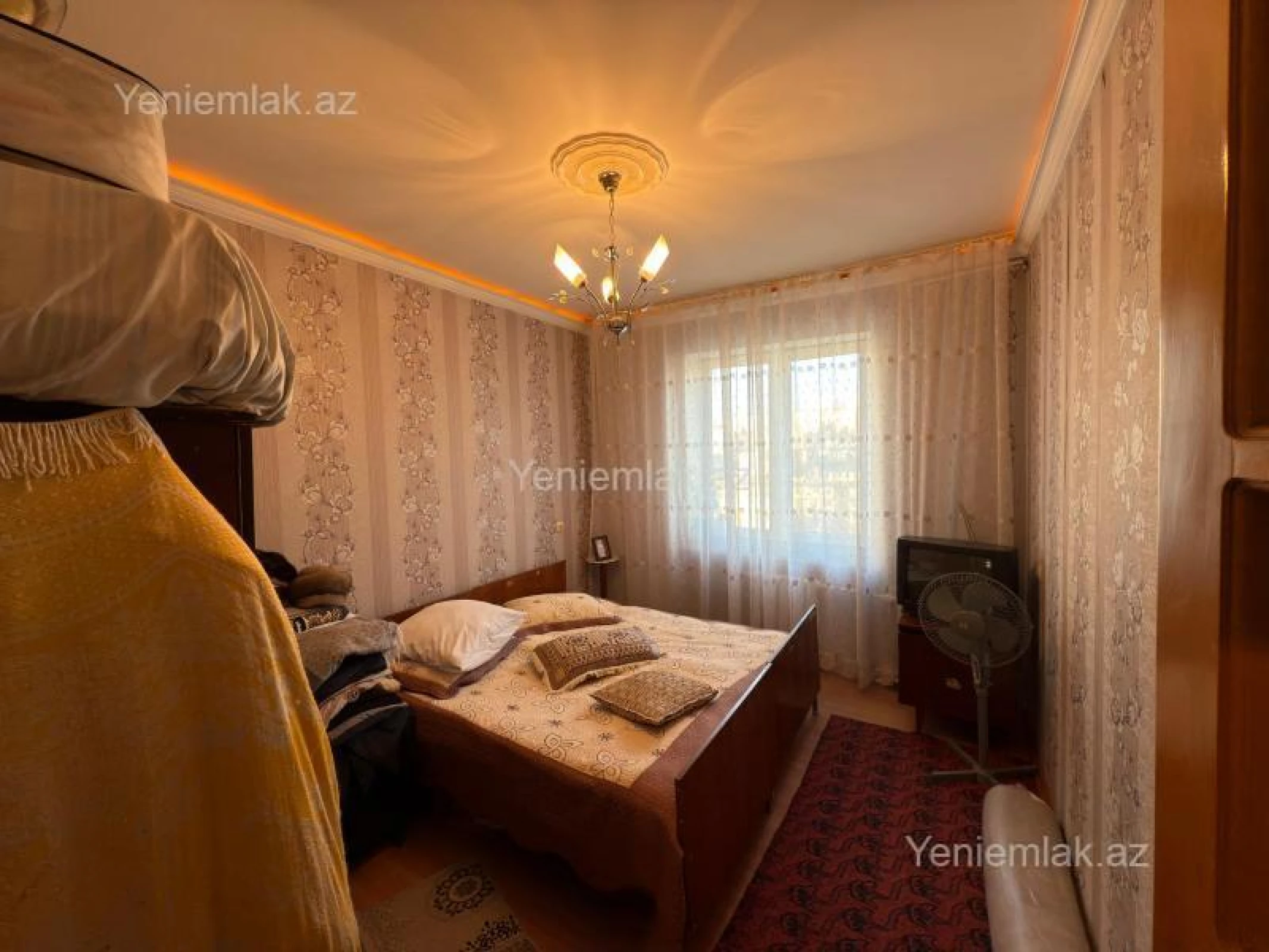 Satılır 3 otaqlı köhnə tikili 80 m²