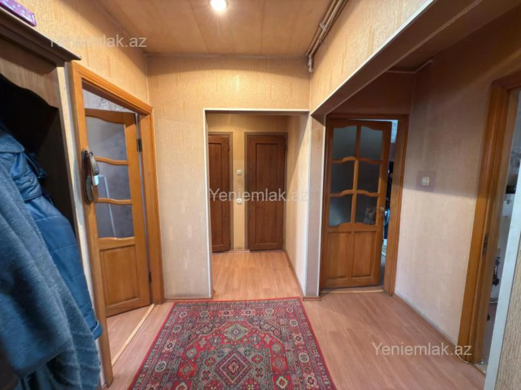 Satılır 3 otaqlı köhnə tikili 80 m²