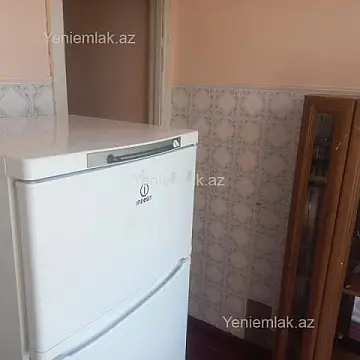Satılır 1 otaqlı köhnə tikili 33 m²