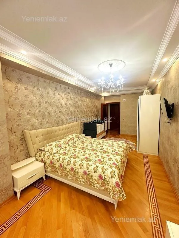 Satılır 2 otaqlı yeni tikili 90 m²