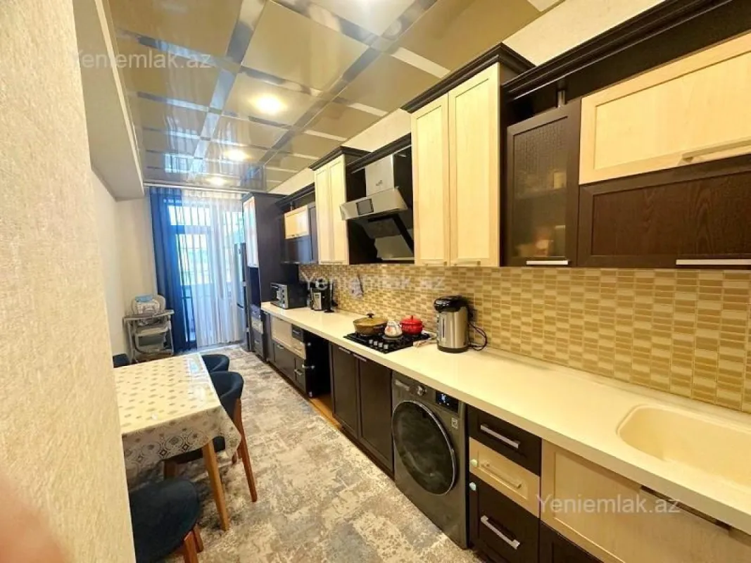 Satılır 2 otaqlı yeni tikili 90 m²