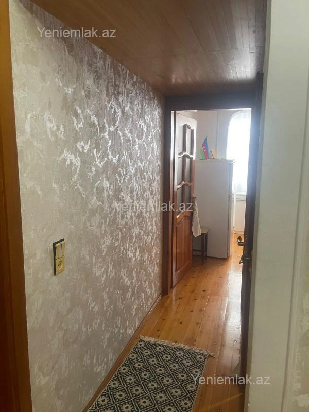 Satılır 3 otaqlı köhnə tikili 85 m²