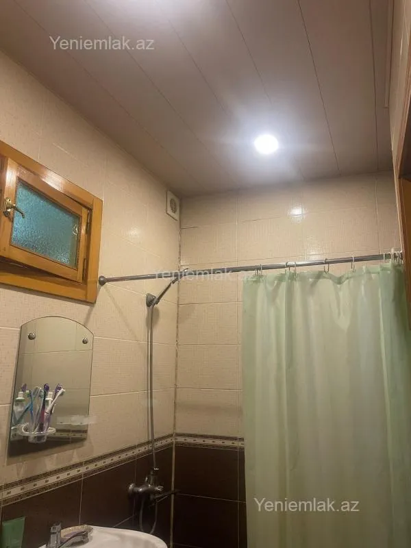 Satılır 3 otaqlı köhnə tikili 85 m²