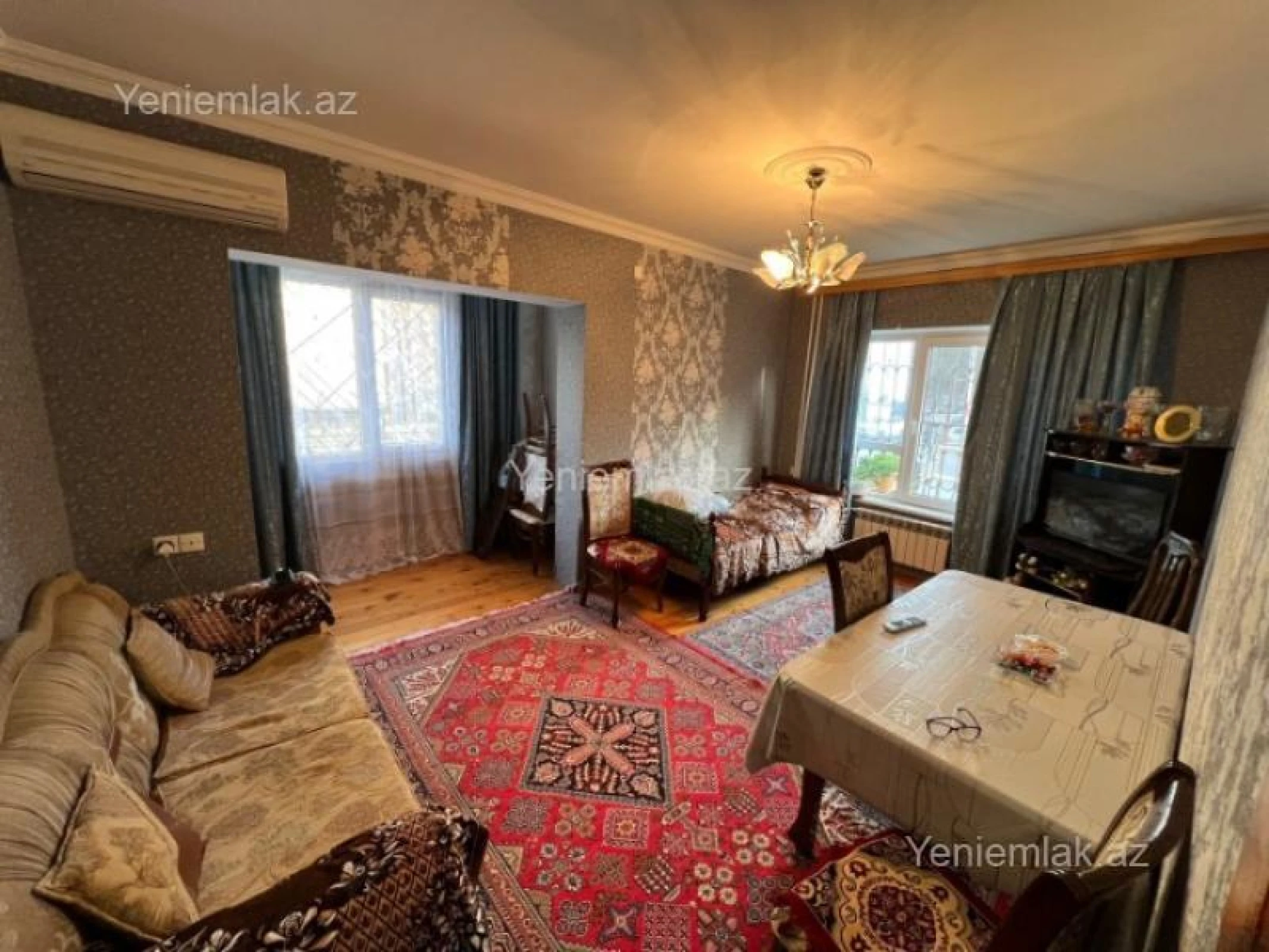 Satılır 2 otaqlı köhnə tikili 55 m²