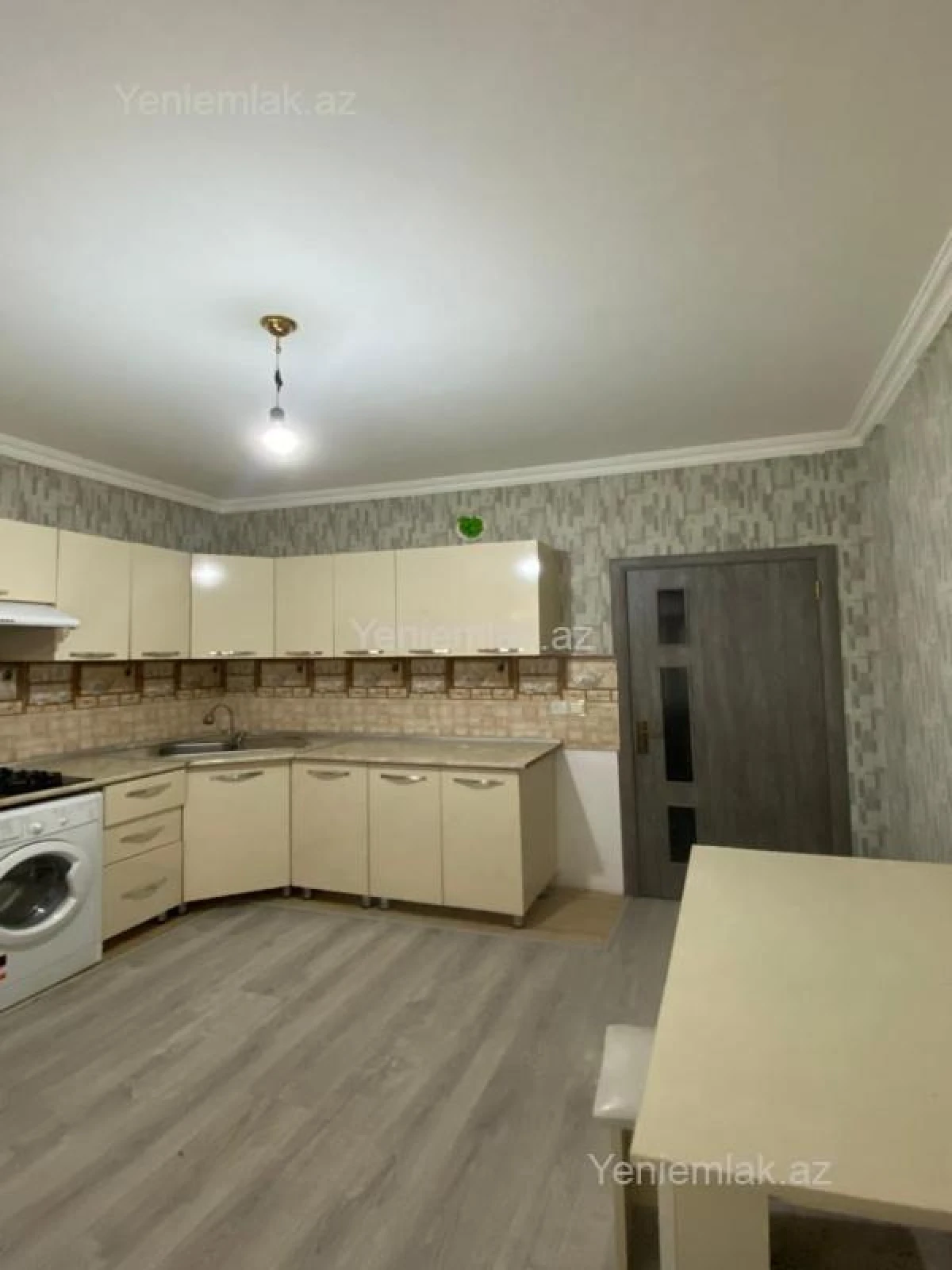 Satılır 2 otaqlı yeni tikili 44 m²