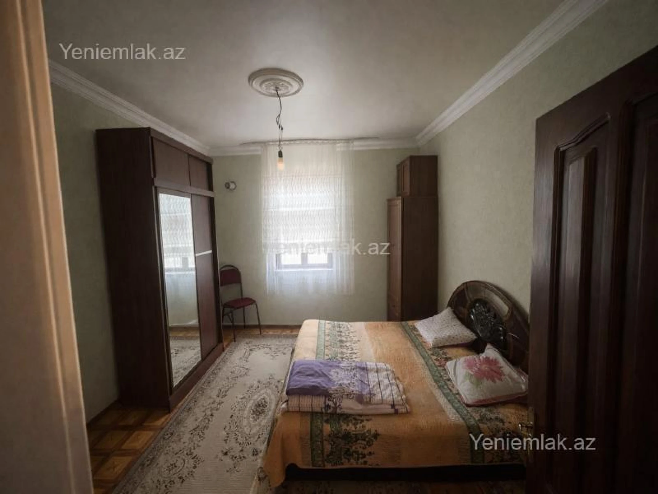 Satılır 4 otaqlı həyət evi 143 m²