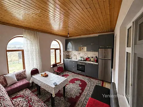 Satılır 4 otaqlı həyət evi 143 m²
