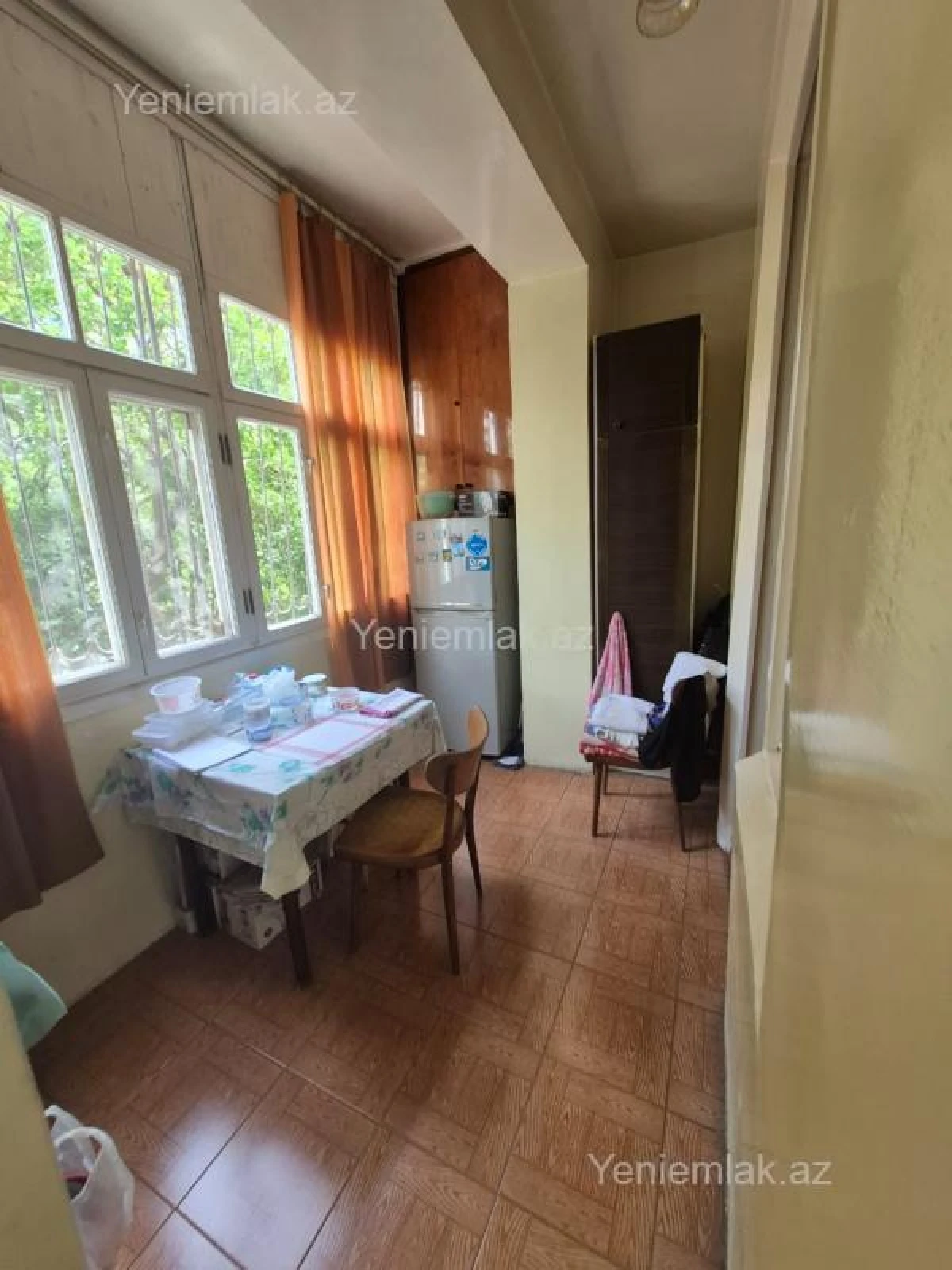 Satılır 3 otaqlı köhnə tikili 85 m²
