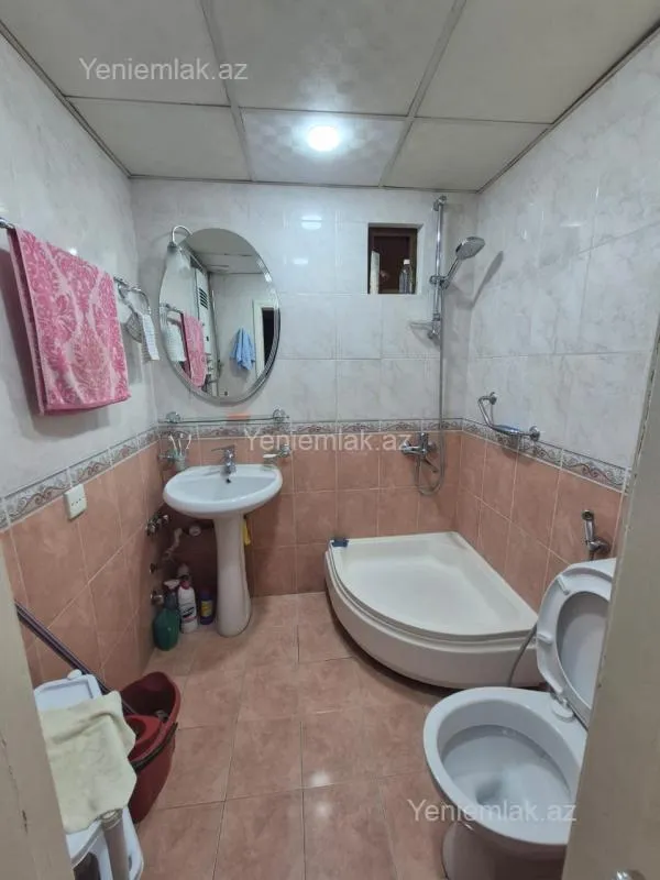 Satılır 3 otaqlı köhnə tikili 85 m²