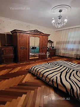 Satılır 3 otaqlı köhnə tikili 100 m²