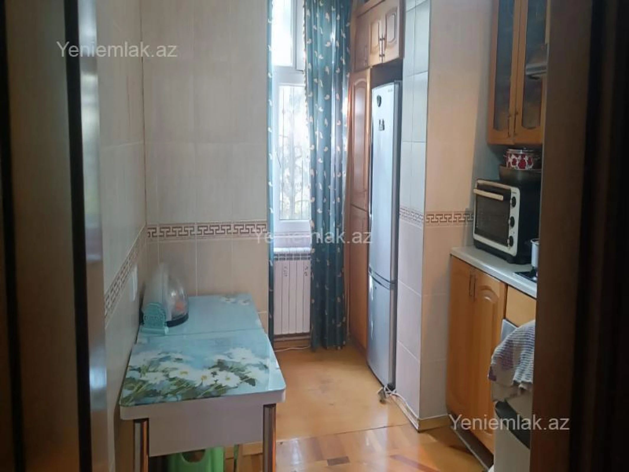 Satılır 3 otaqlı köhnə tikili 100 m²