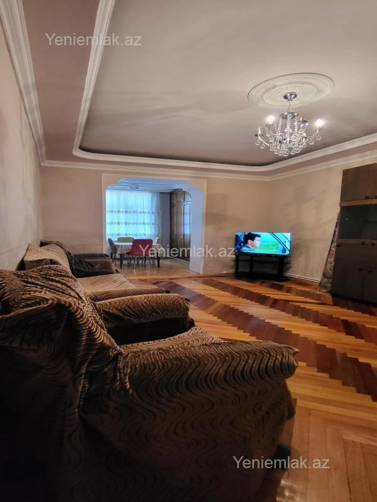 Satılır 3 otaqlı köhnə tikili 100 m²