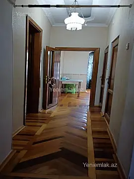 Satılır 3 otaqlı köhnə tikili 100 m²