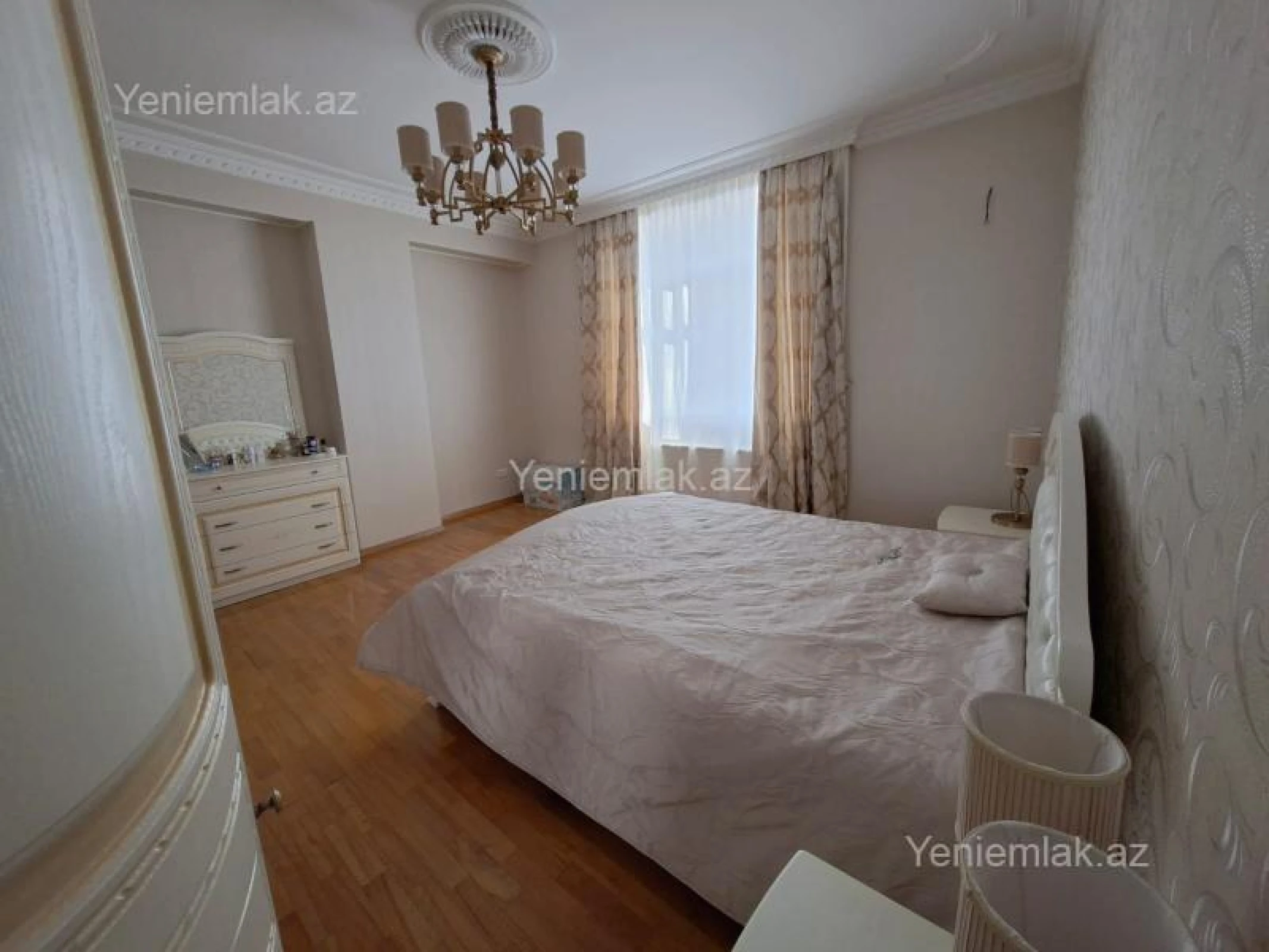 Satılır 2 otaqlı yeni tikili 90 m²