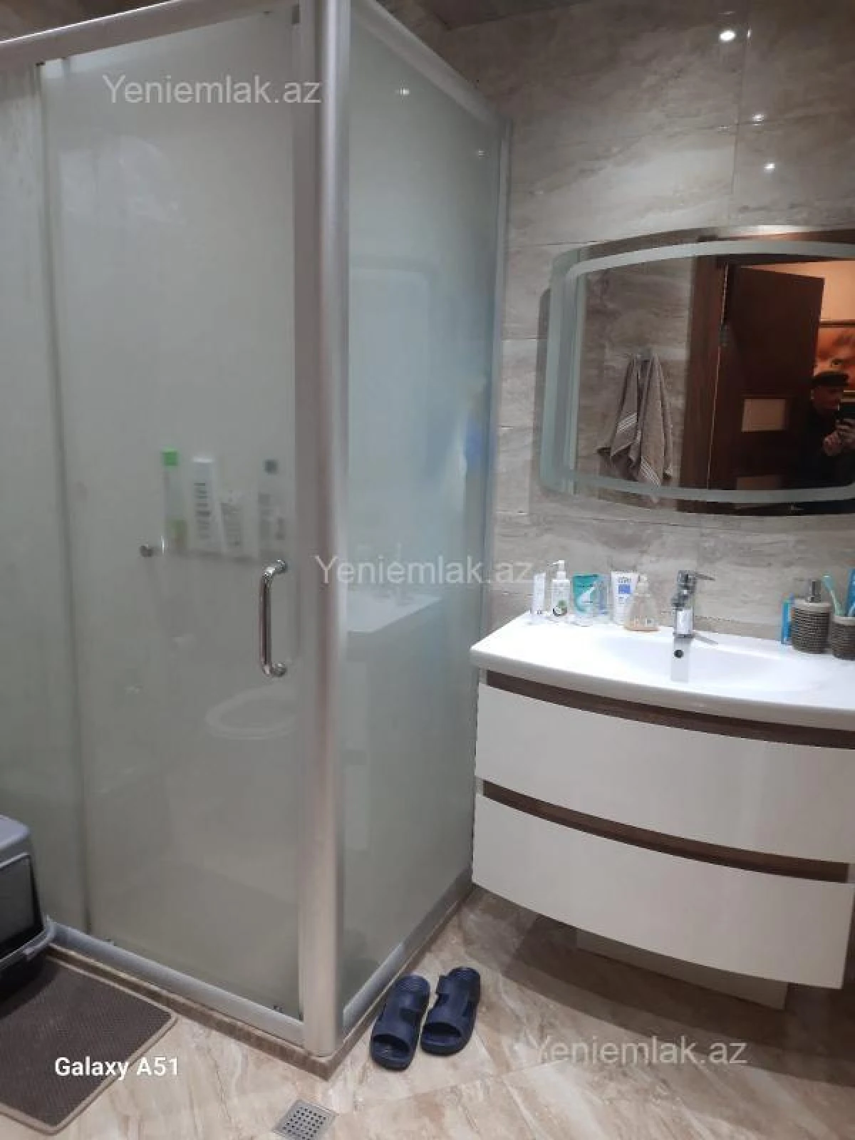 Satılır 3 otaqlı yeni tikili 90 m²