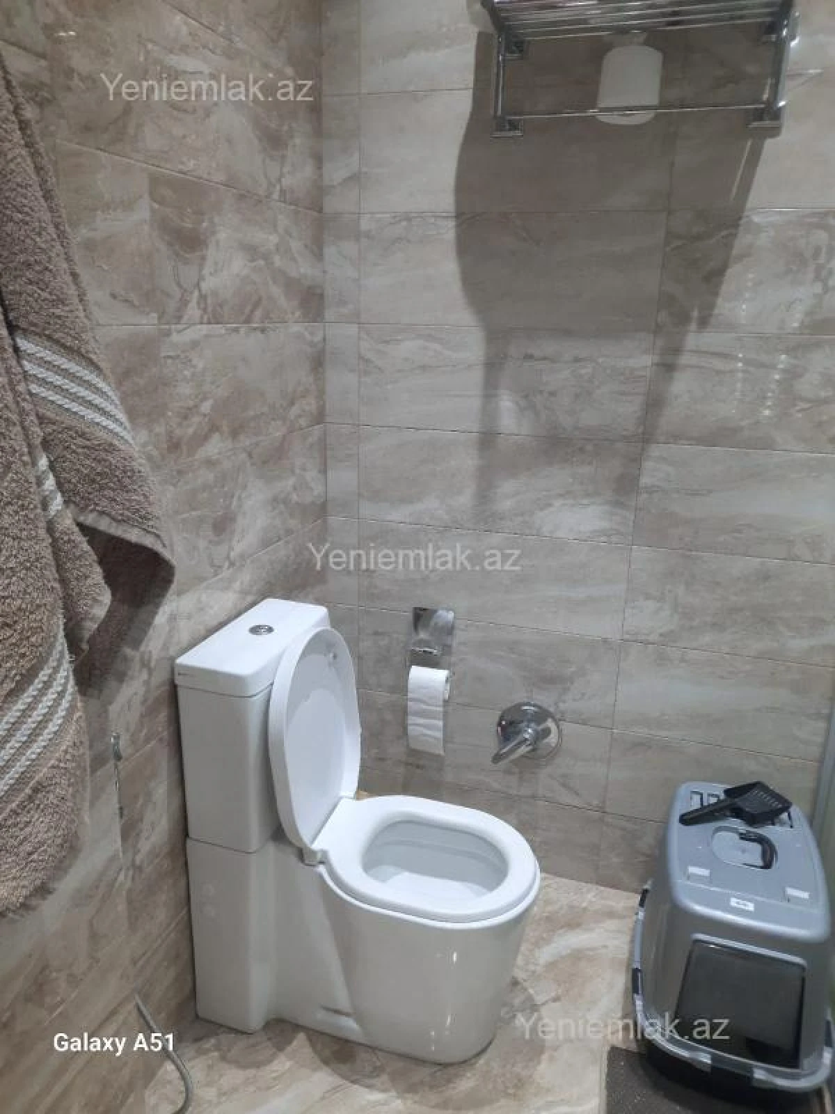 Satılır 3 otaqlı yeni tikili 90 m²