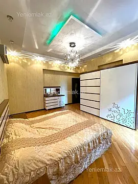 Satılır 4 otaqlı yeni tikili 180 m²