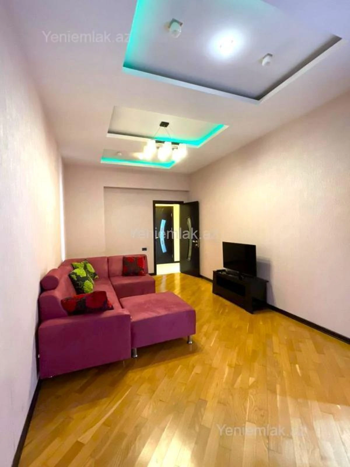 Satılır 4 otaqlı yeni tikili 180 m²