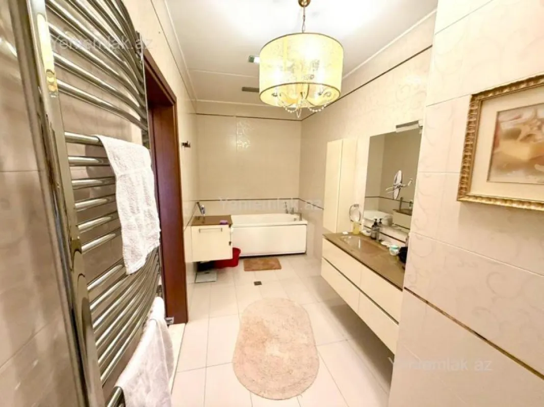 Satılır 5 otaqlı yeni tikili 390 m²