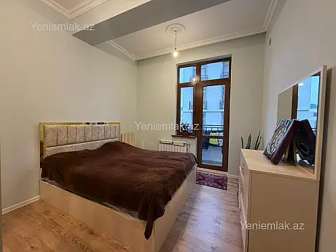 Satılır 4 otaqlı yeni tikili 130 m²
