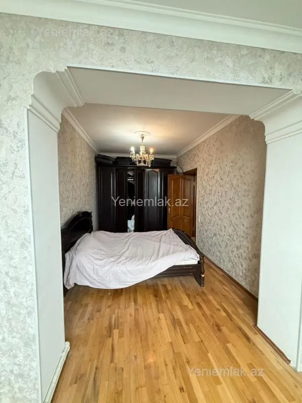 Satılır 3 otaqlı köhnə tikili 85 m²