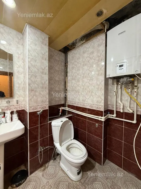 Satılır 3 otaqlı köhnə tikili 85 m²