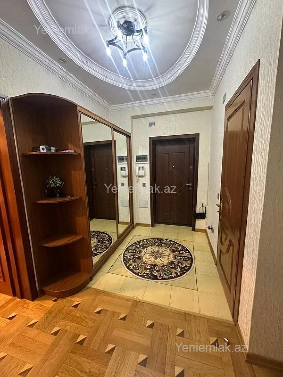 Satılır 2 otaqlı yeni tikili 88 m²