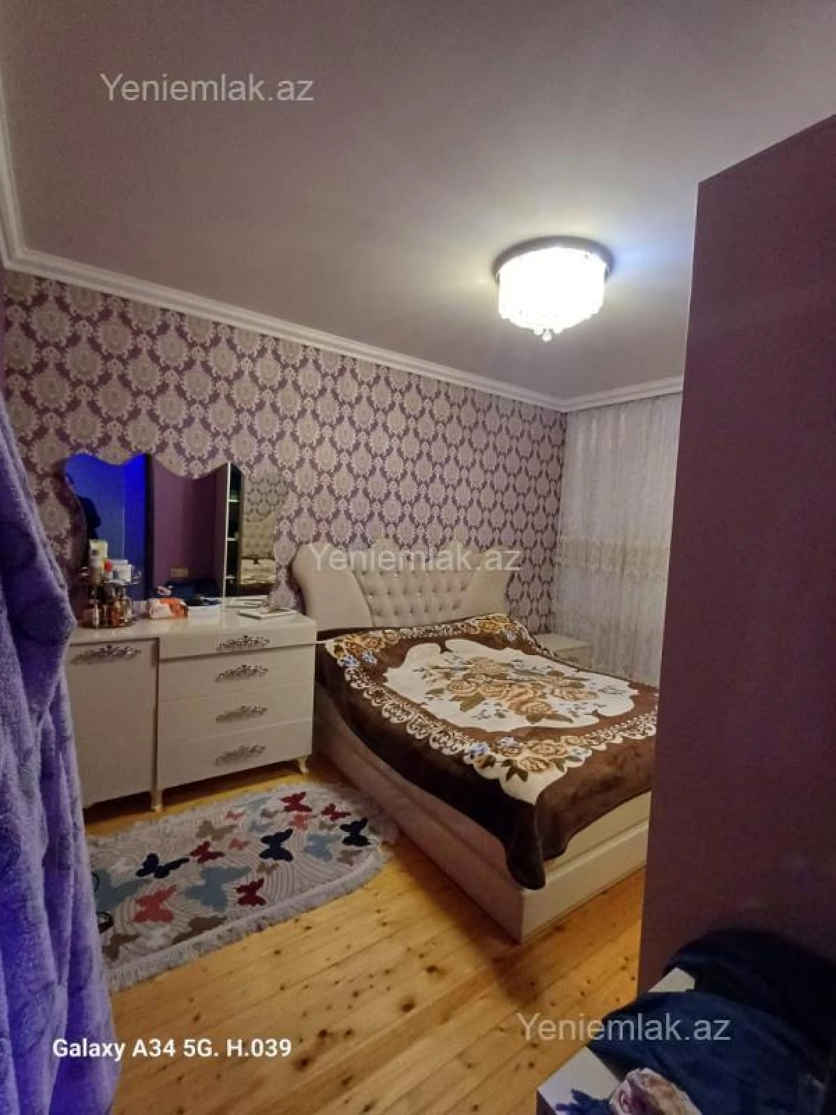 Satılır 2 otaqlı köhnə tikili 56 m²