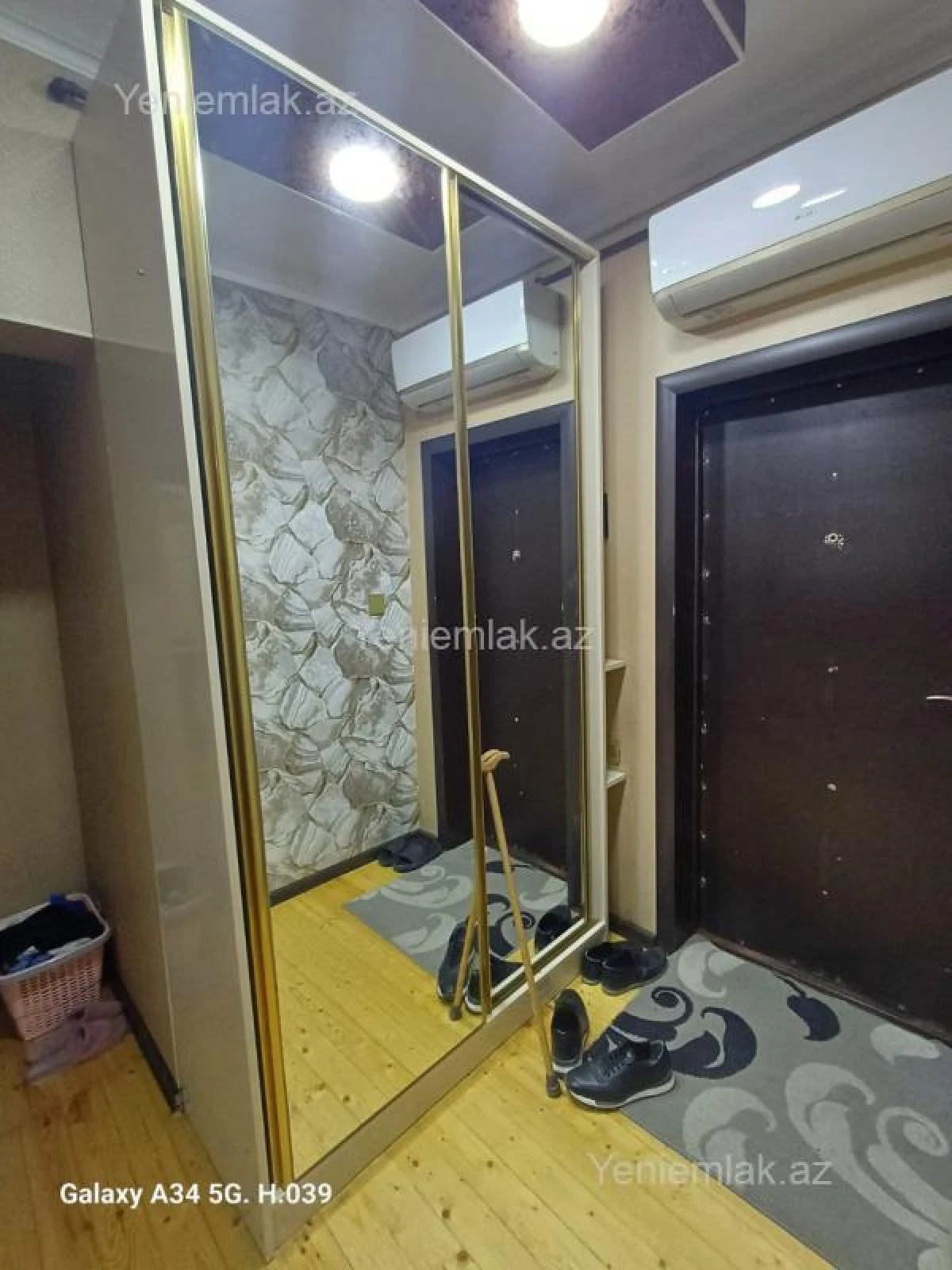 Satılır 2 otaqlı köhnə tikili 56 m²