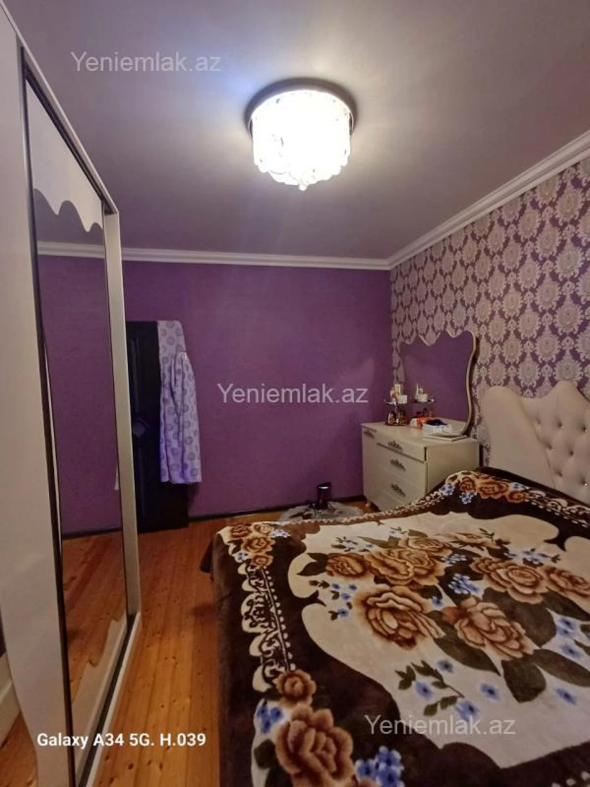 Satılır 2 otaqlı köhnə tikili 56 m²