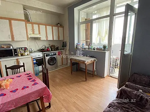 Satılır 2 otaqlı yeni tikili 75 m²