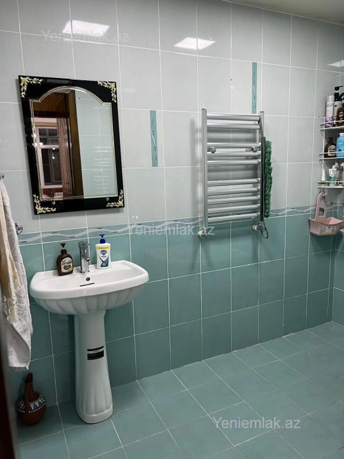 Satılır 3 otaqlı yeni tikili 120 m²
