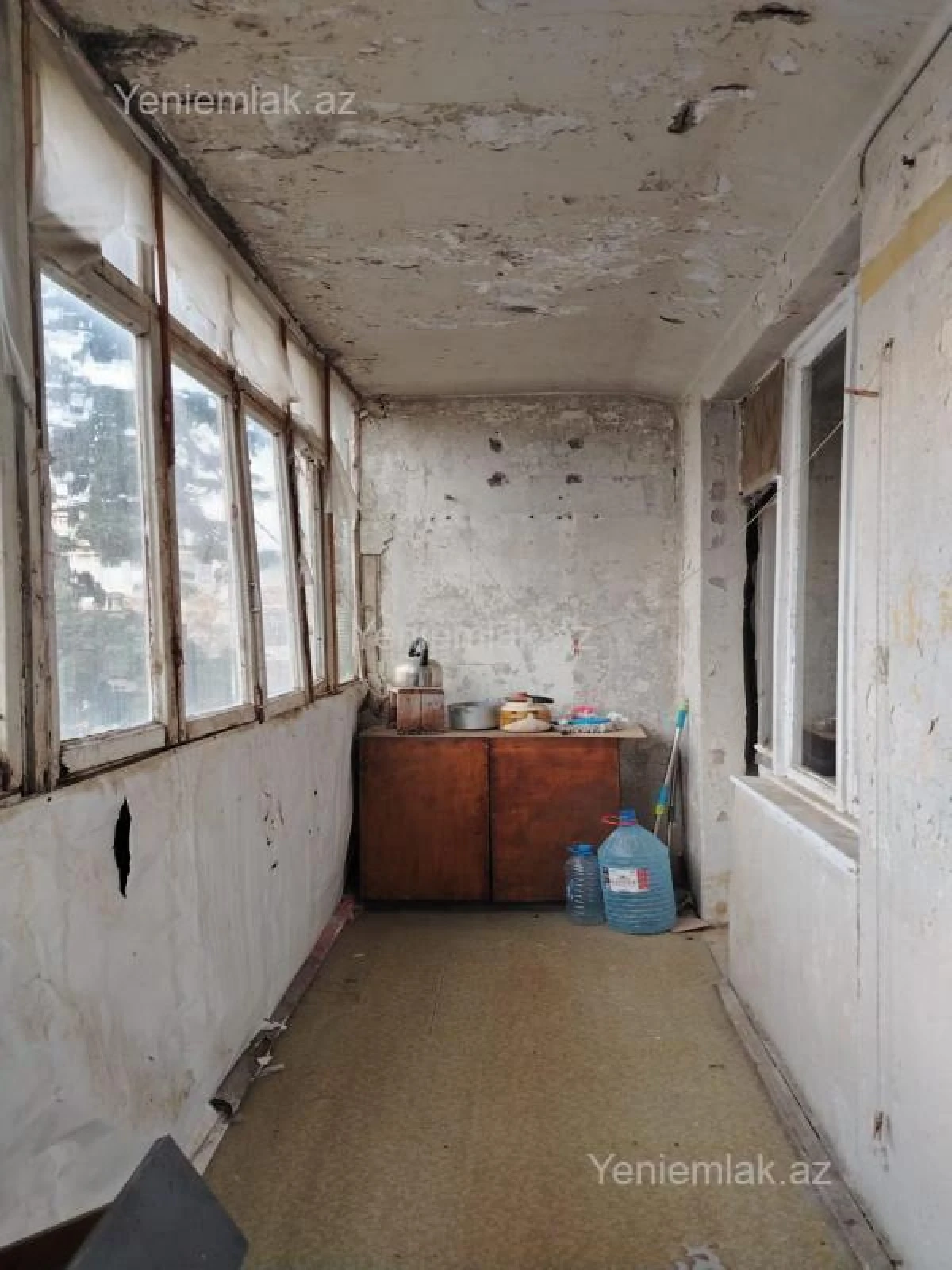 Satılır 3 otaqlı köhnə tikili 90 m²