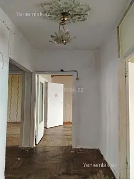 Satılır 3 otaqlı köhnə tikili 90 m²