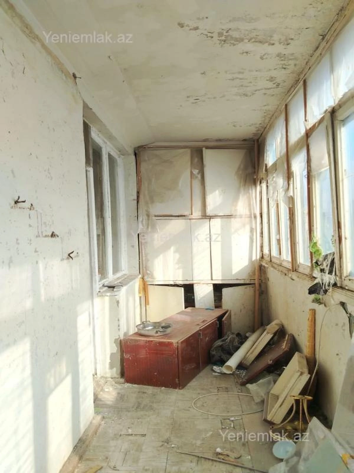 Satılır 3 otaqlı köhnə tikili 90 m²