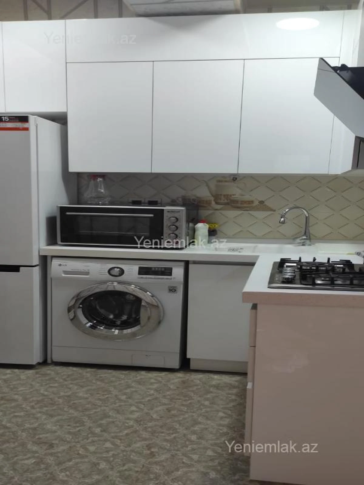 Satılır 2 otaqlı yeni tikili 50 m²